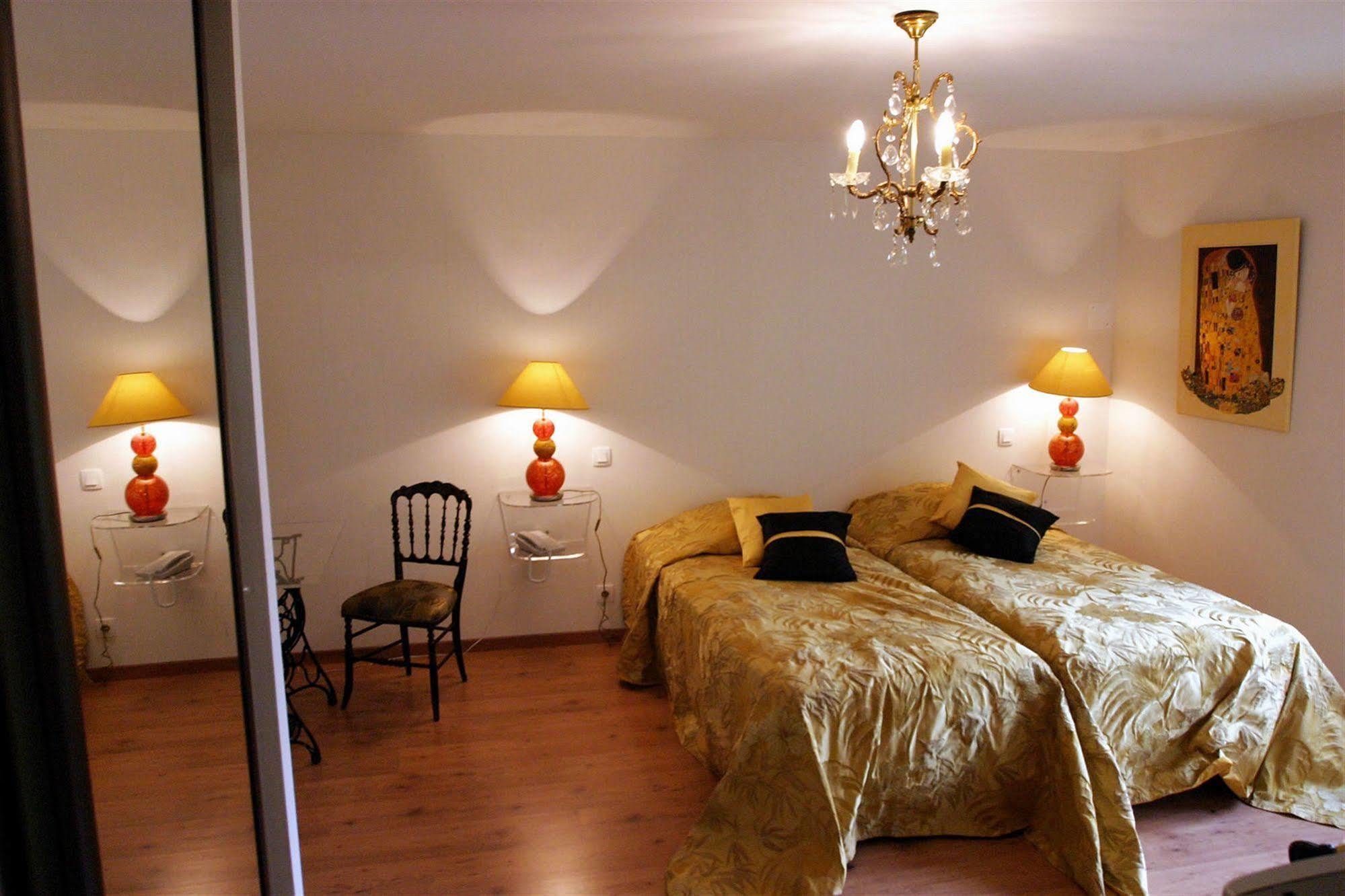Geneuille Chateau De La Dame Blanche - Logis מראה חיצוני תמונה